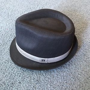 Men’s fedora hat from Haggar size small